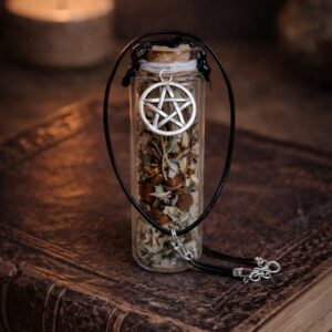 Fiole ancestrale magique avec sauge, œil du tigre et pentacle pour protection spirituelle
